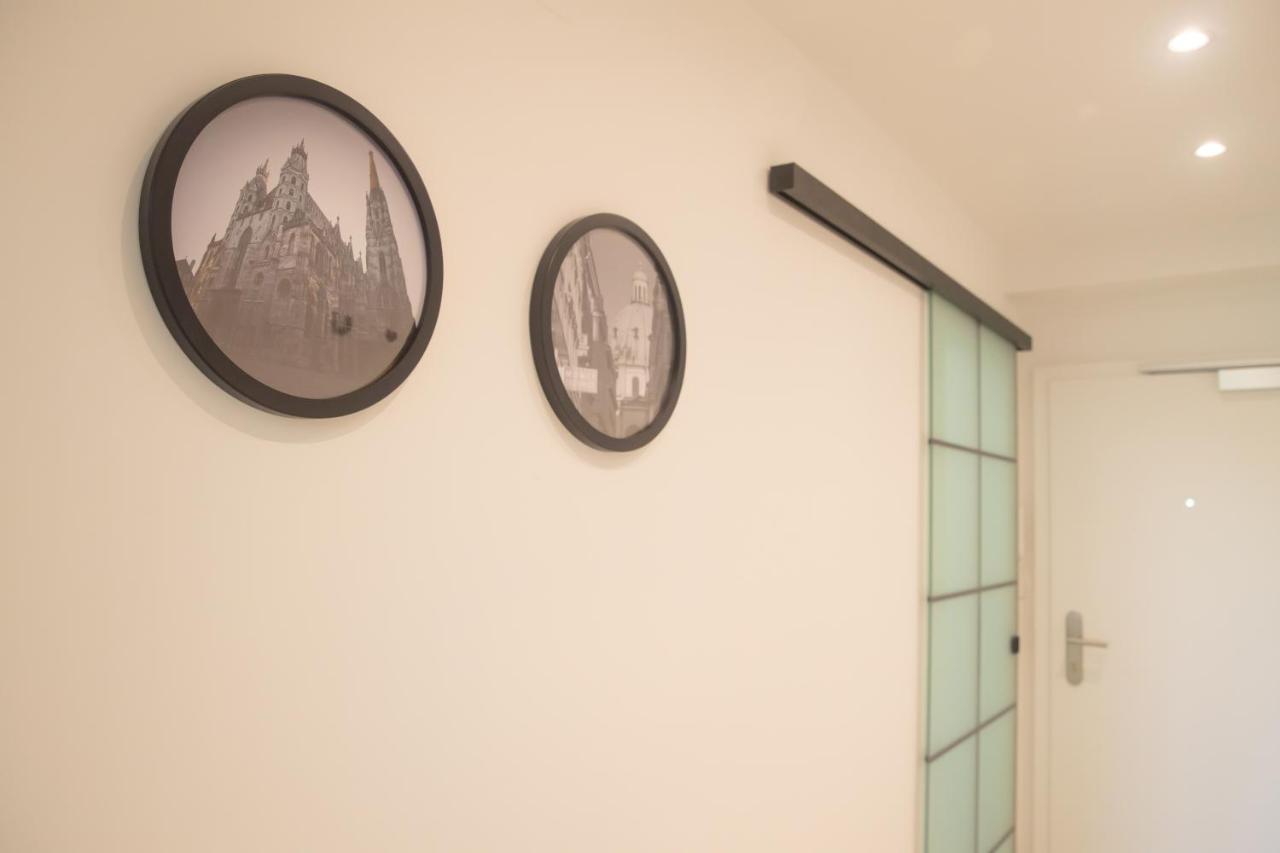 Room 4 Art Appartments Nr.1 In Vienna Center エクステリア 写真